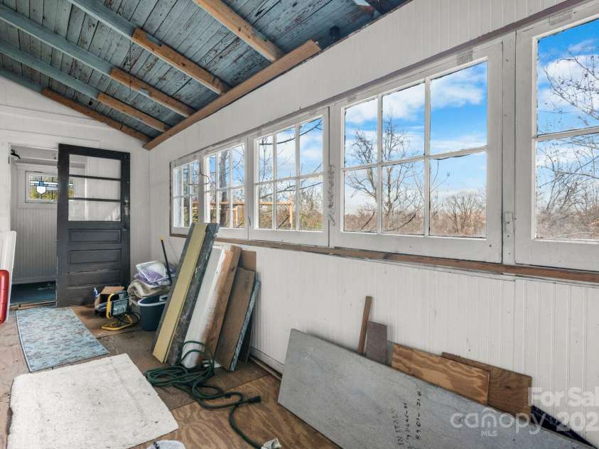 335 Eastview Street, Morganton, NC 28655.  MLS# CAR4329987, YatesRealty ID 1217. 