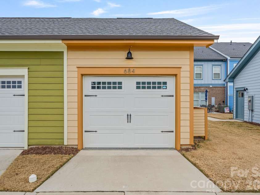 684 Dunkins Ferry Road, Rock Hill, SC 29730.  MLS# CAR4341419, YatesRealty ID 1217. 