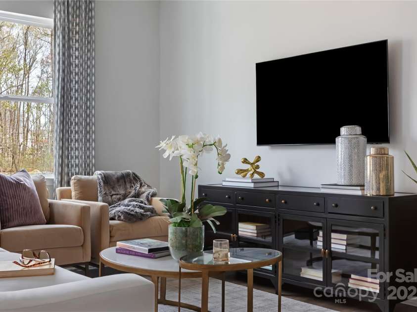 2108 Endeavor Run, Charlotte, NC 28269.  MLS# CAR4244443, YatesRealty ID 12171. The Conrad | Fifteen 15 Cannon *Actual orientation, finishes, and structural selections may vary. Furniture not included.