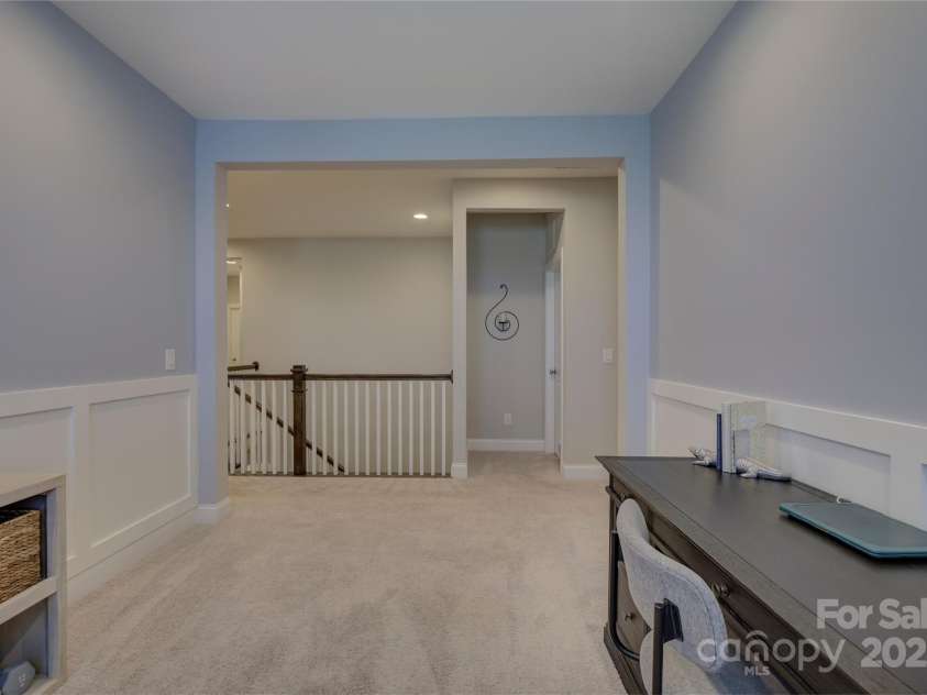 14229 Twin Eagles Lane, Charlotte, NC 28278.  MLS# CAR4235190, YatesRealty ID 12172. 