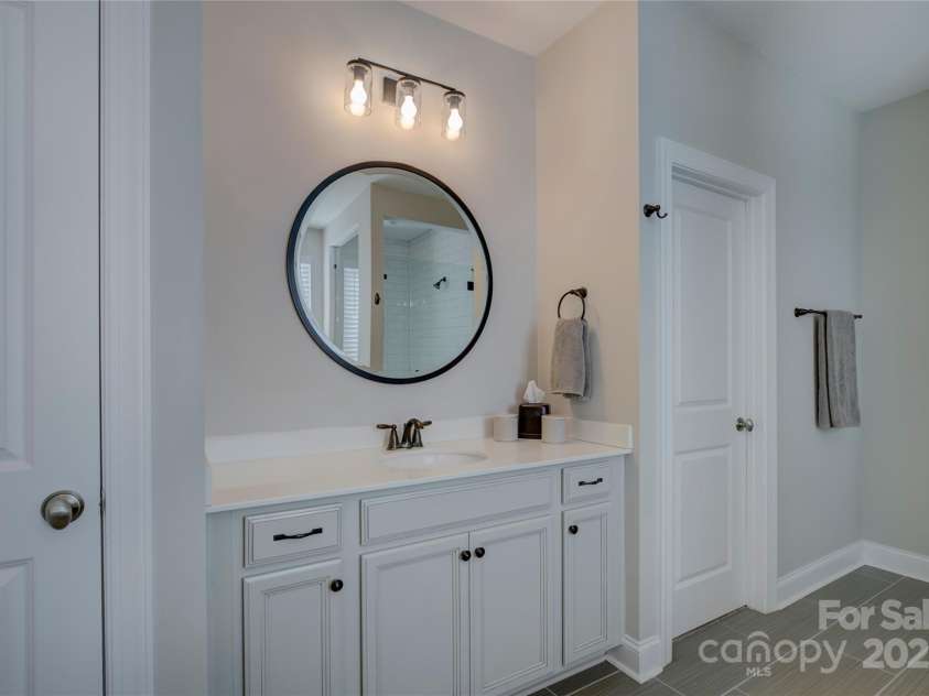 14229 Twin Eagles Lane, Charlotte, NC 28278.  MLS# CAR4235190, YatesRealty ID 12172. 