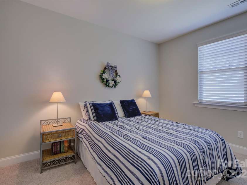 14229 Twin Eagles Lane, Charlotte, NC 28278.  MLS# CAR4235190, YatesRealty ID 12172. 