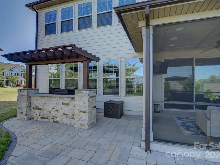 14229 Twin Eagles Lane, Charlotte, NC 28278.  MLS# CAR4235190, YatesRealty ID 12172. 