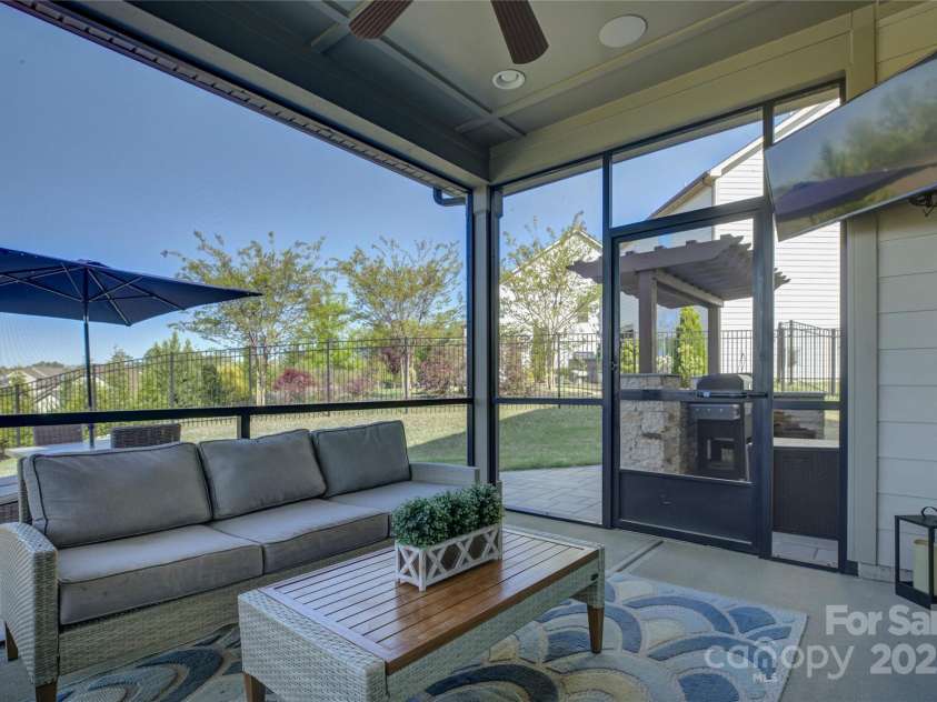 14229 Twin Eagles Lane, Charlotte, NC 28278.  MLS# CAR4235190, YatesRealty ID 12172. 