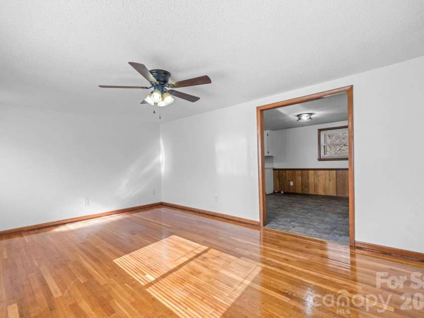 2576 Kingston Street, Newton, NC 28658.  MLS# CAR4338168, YatesRealty ID 12173. 