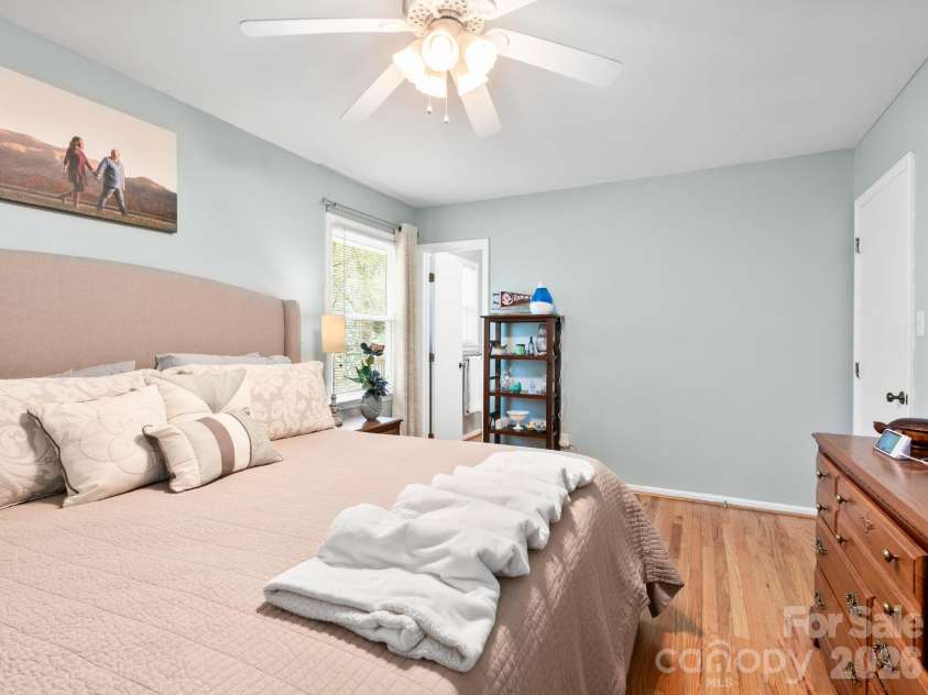 1 Laurel Forest Drive, Horse Shoe, NC 28742.  MLS# CAR4354873, YatesRealty ID 12174. 