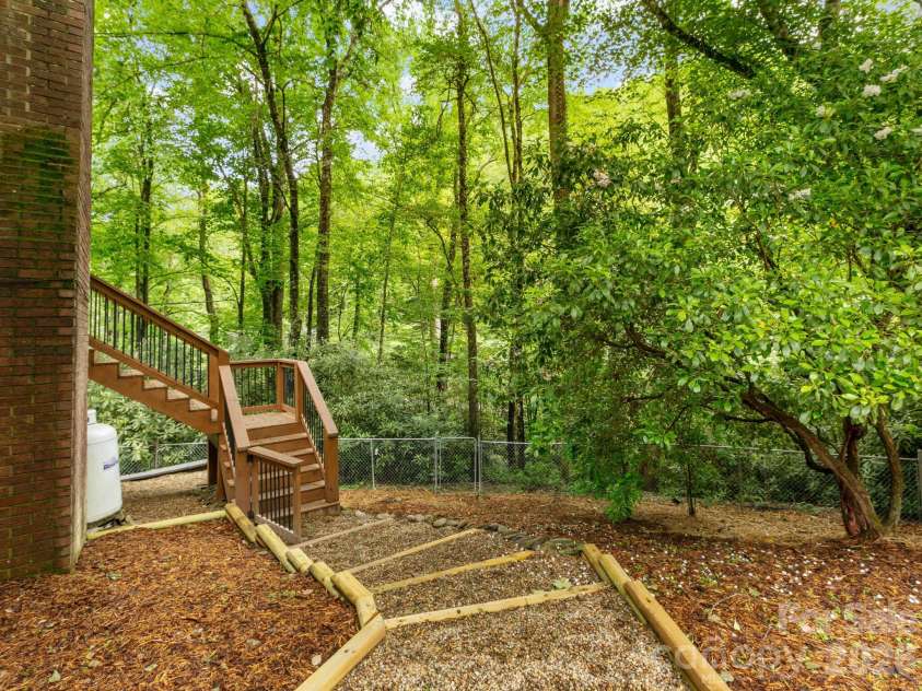 1 Laurel Forest Drive, Horse Shoe, NC 28742.  MLS# CAR4354873, YatesRealty ID 12174. 
