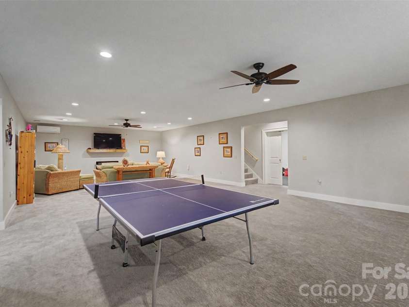 151 High Grove Parkway, Whittier, NC 28789.  MLS# CAR4360821, YatesRealty ID 12178. 