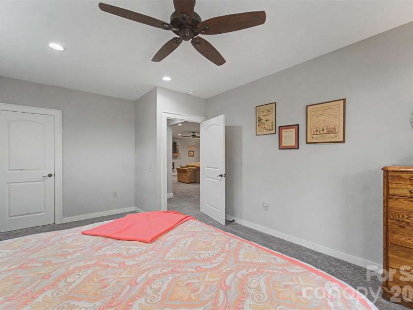 151 High Grove Parkway, Whittier, NC 28789.  MLS# CAR4360821, YatesRealty ID 12178. 