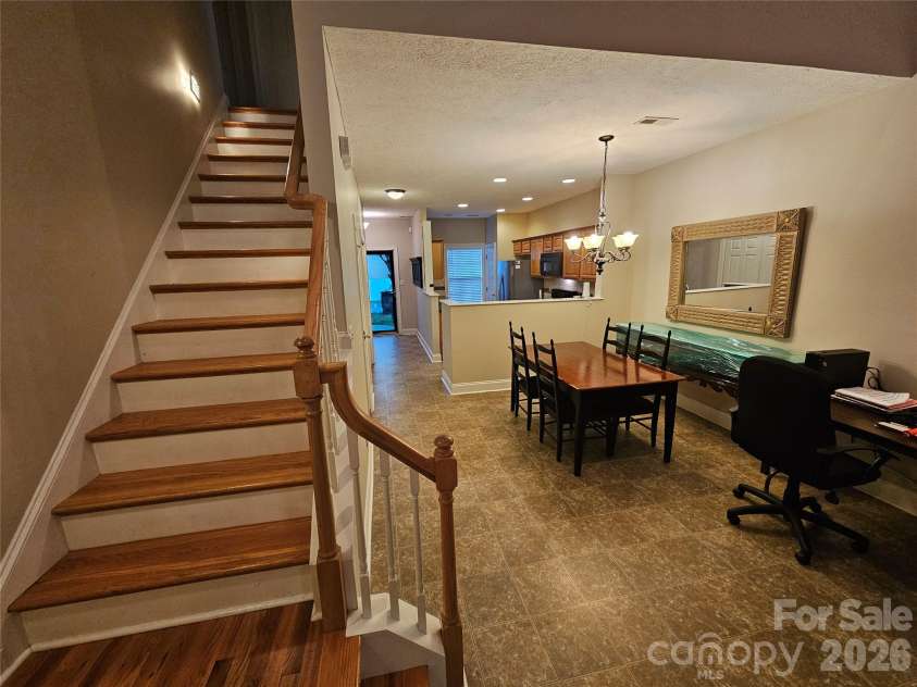 2026 Talbot Lane, Hickory, NC 28602.  MLS# CAR4337462, YatesRealty ID 12179. 