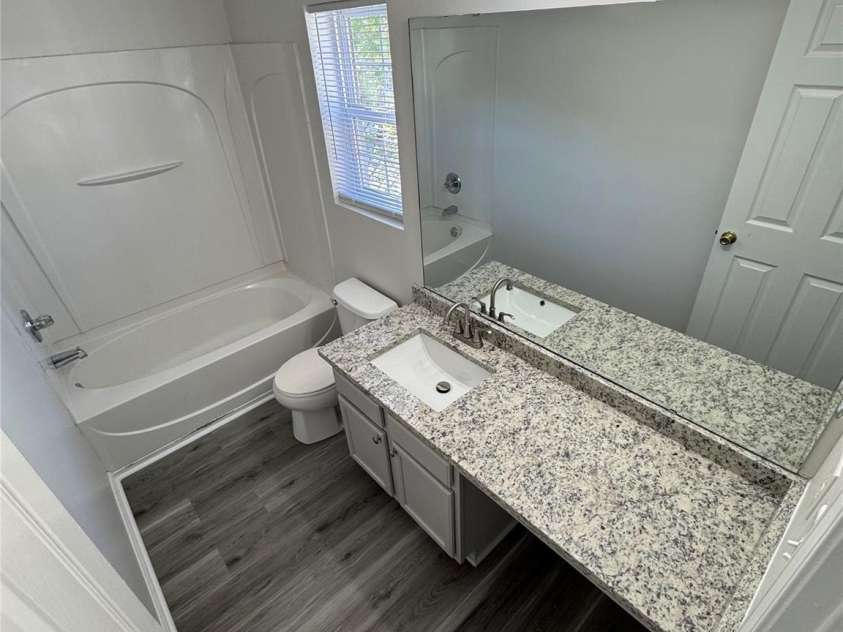 2815 Cartesian Drive, Charlotte, NC 28214.  MLS# CAR4248401, YatesRealty ID 12180. 