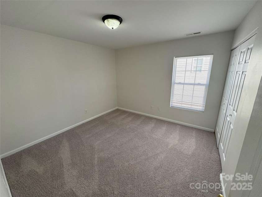 2815 Cartesian Drive, Charlotte, NC 28214.  MLS# CAR4248401, YatesRealty ID 12180. 