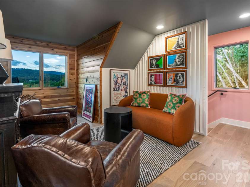 163 Annabelle Linn Drive, Fairview, NC 28730.  MLS# CAR4360158, YatesRealty ID 12181. 