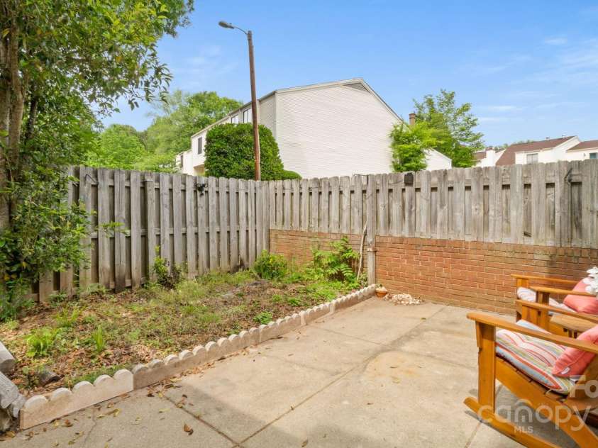 8326 Ramath Drive, Charlotte, NC 28211.  MLS# CAR4250067, YatesRealty ID 12182. Make this garden your own!