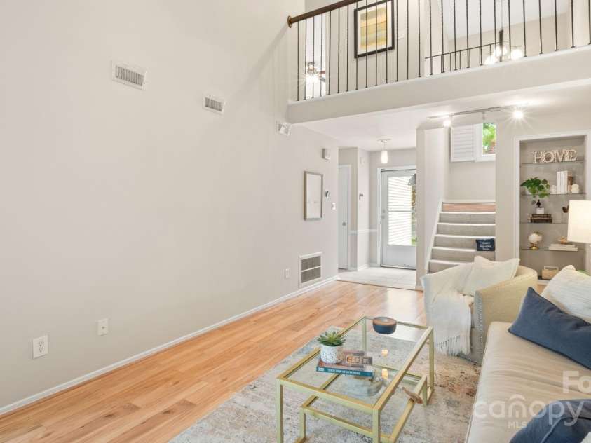 8326 Ramath Drive, Charlotte, NC 28211.  MLS# CAR4250067, YatesRealty ID 12182. Perfect place to set up your entertainment center