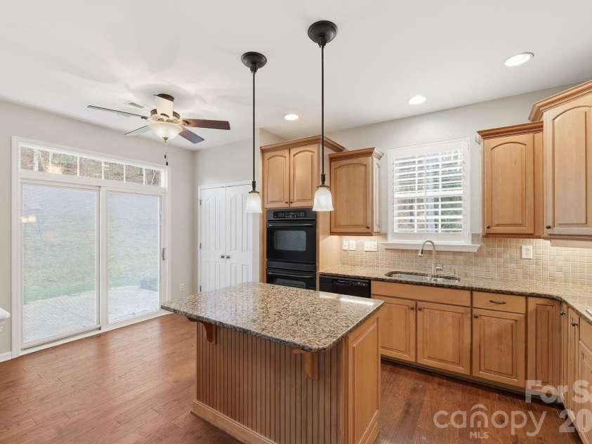 719 Deerbrook Lane, Tega Cay, SC 29708.  MLS# CAR4346633, YatesRealty ID 12184. 