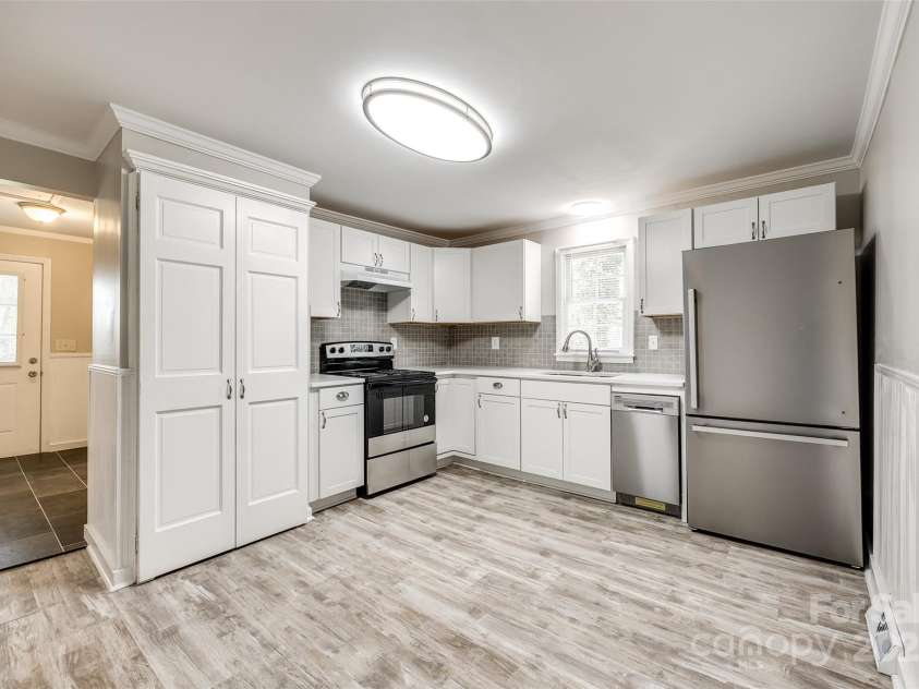 1157 Cedar Grove Lane, Rock Hill, SC 29732.  MLS# CAR4241548, YatesRealty ID 12185. 