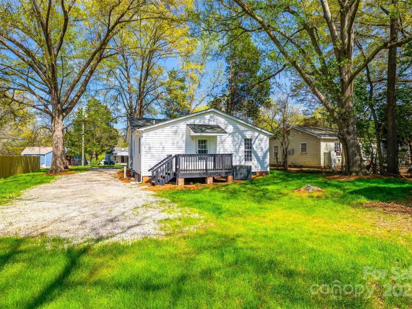 1157 Cedar Grove Lane, Rock Hill, SC 29732.  MLS# CAR4241548, YatesRealty ID 12185. 