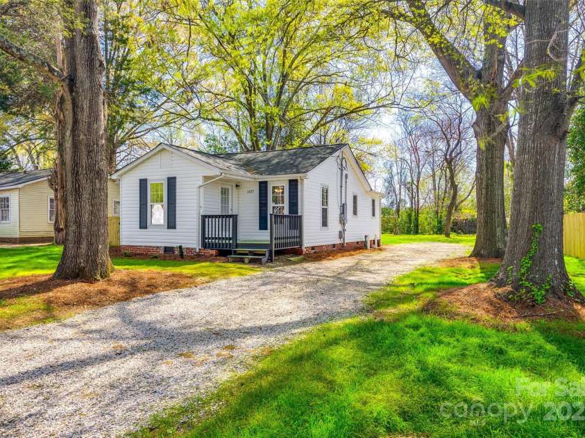 1157 Cedar Grove Lane, Rock Hill, SC 29732.  MLS# CAR4241548, YatesRealty ID 12185. 