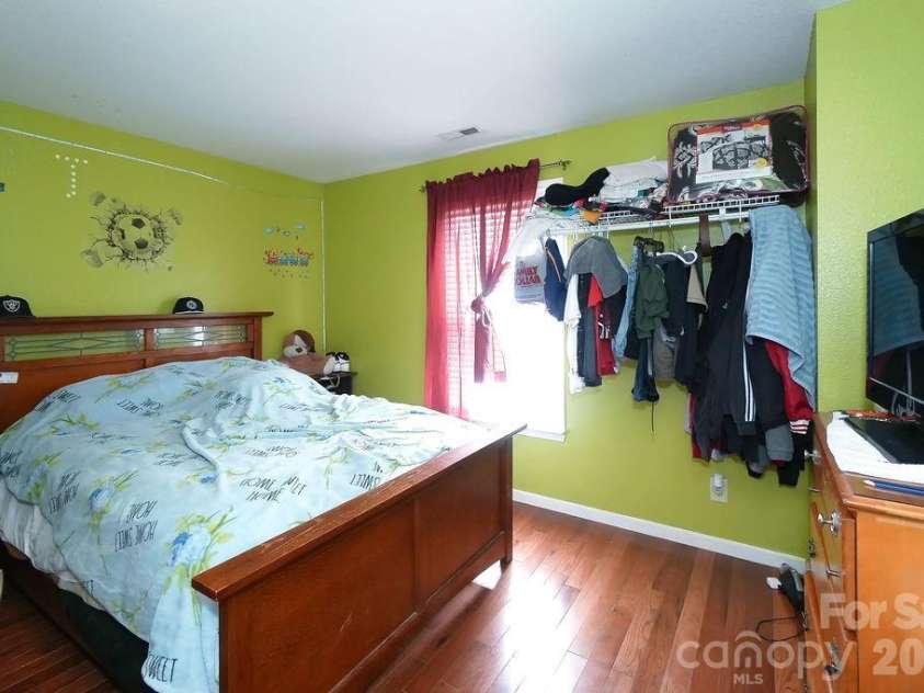 2443 Mint Thistle Court, Charlotte, NC 28269.  MLS# CAR4355919, YatesRealty ID 12185. 