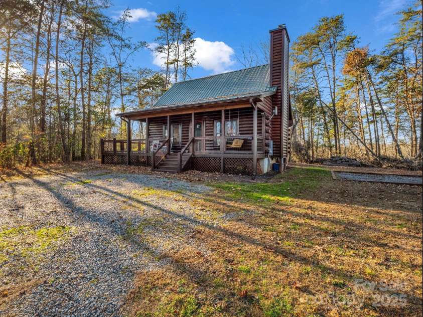 132 Grandview Drive, Rutherfordton, NC 28139.  MLS# CAR4332359, YatesRealty ID 12186. 