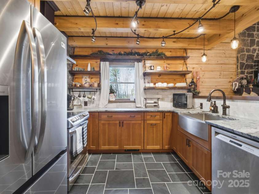 132 Grandview Drive, Rutherfordton, NC 28139.  MLS# CAR4332359, YatesRealty ID 12186. 