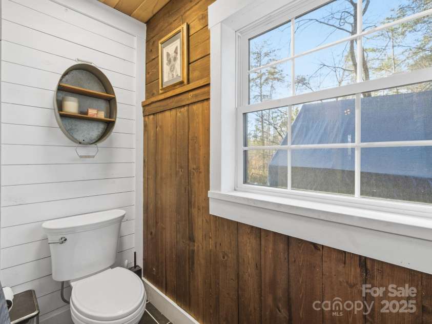 132 Grandview Drive, Rutherfordton, NC 28139.  MLS# CAR4332359, YatesRealty ID 12186. 
