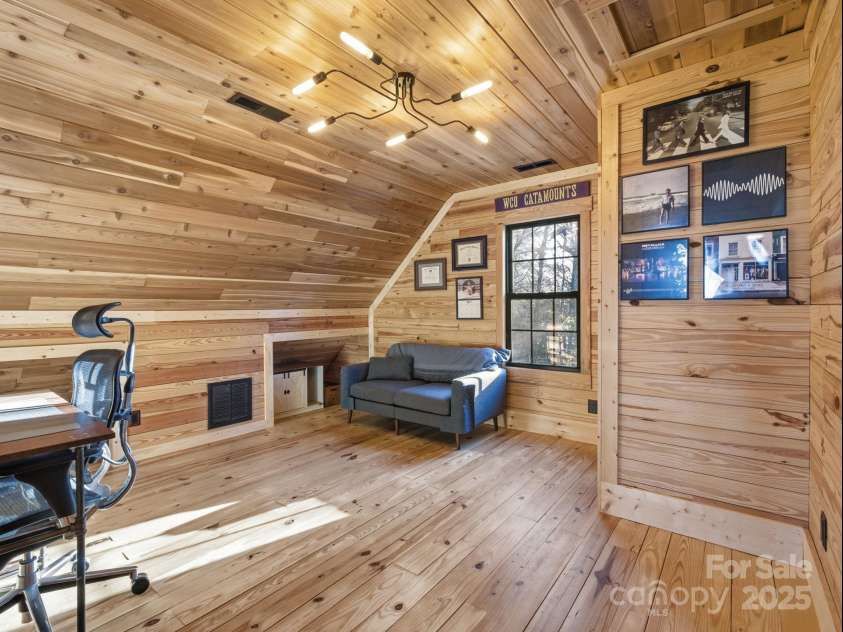 132 Grandview Drive, Rutherfordton, NC 28139.  MLS# CAR4332359, YatesRealty ID 12186. 