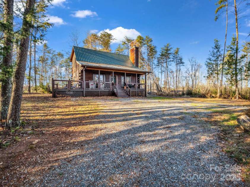 132 Grandview Drive, Rutherfordton, NC 28139.  MLS# CAR4332359, YatesRealty ID 12186. 