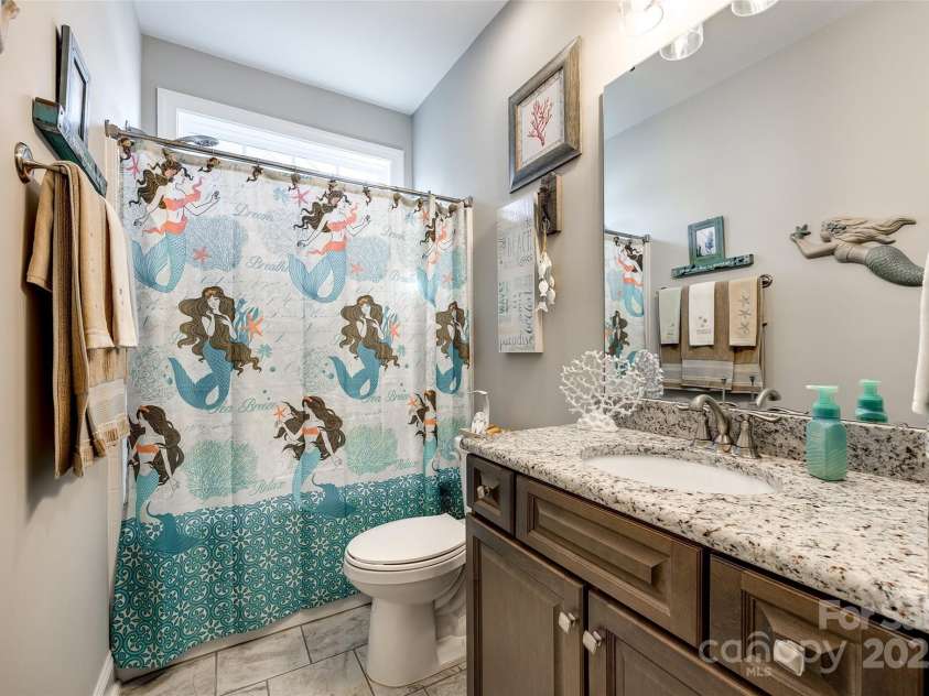 1024 Mayapple Way, Belmont, NC 28012.  MLS# CAR4223708, YatesRealty ID 12188. Full bath between the two additional bedrooms