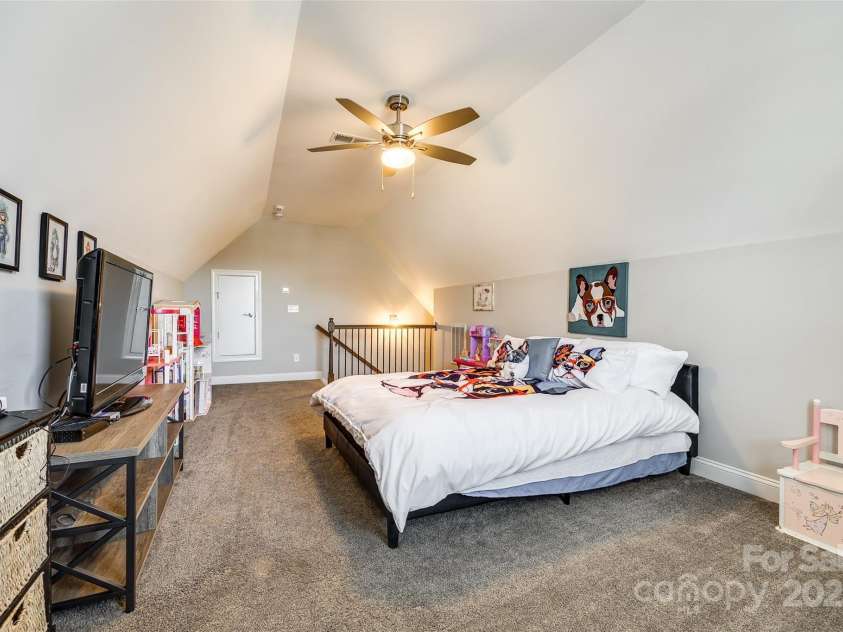 1024 Mayapple Way, Belmont, NC 28012.  MLS# CAR4223708, YatesRealty ID 12188. Sellers chose highest quality carpet available