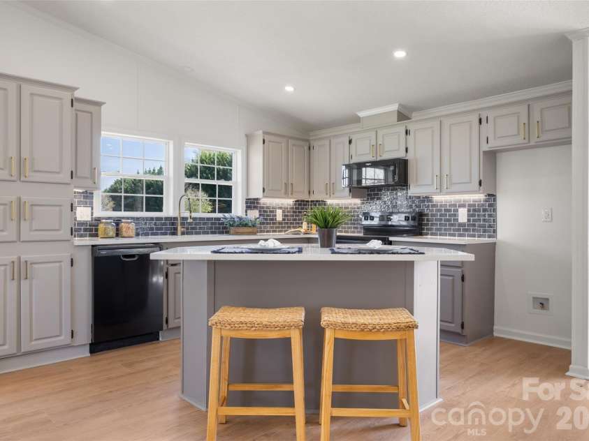161 Baxter Way, Forest City, NC 28043.  MLS# CAR4362522, YatesRealty ID 12188. 