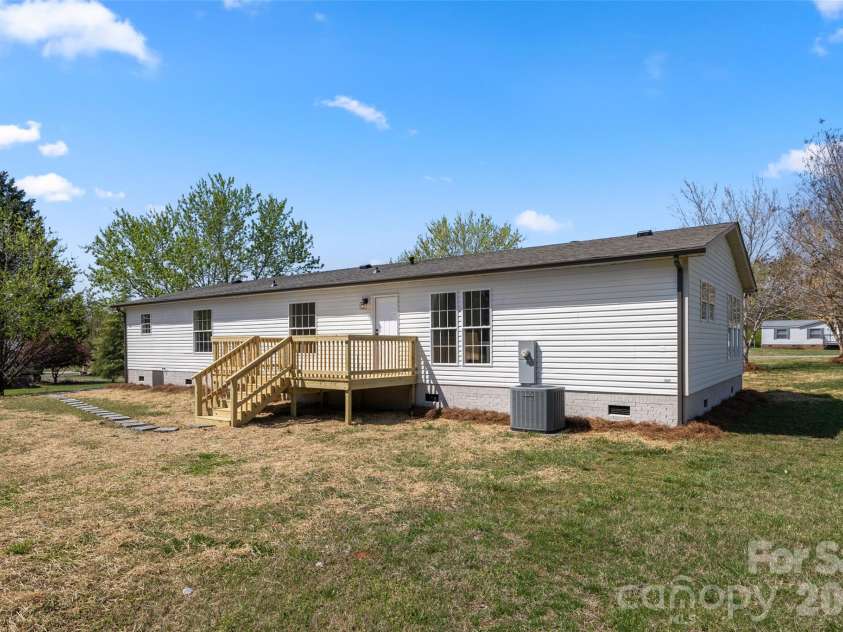 161 Baxter Way, Forest City, NC 28043.  MLS# CAR4362522, YatesRealty ID 12188. 
