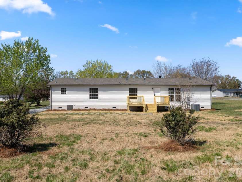 161 Baxter Way, Forest City, NC 28043.  MLS# CAR4362522, YatesRealty ID 12188. 