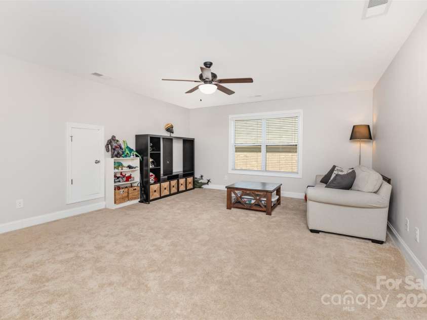 116 Kentmere Lane, Clover, SC 29710.  MLS# CAR4302737, YatesRealty ID 12189. 
