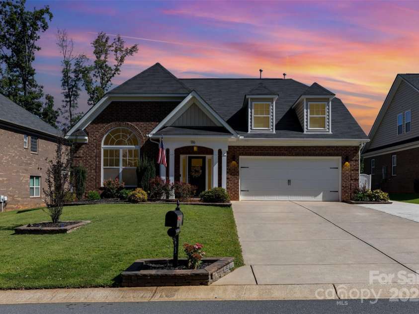 116 Kentmere Lane, Clover, SC 29710.  MLS# CAR4302737, YatesRealty ID 12189. 
