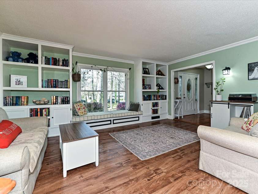 4522 Chuckwood Drive, Mint Hill, NC 28227.  MLS# CAR4238255, YatesRealty ID 12189. 