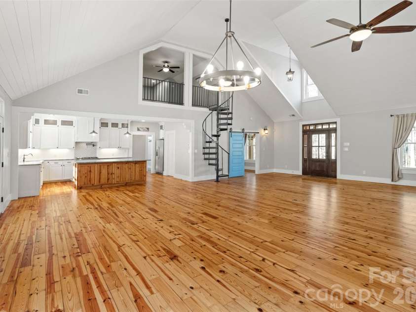 2370 Killian Road, Edgemoor, SC 29712.  MLS# CAR4341782, YatesRealty ID 1219. 