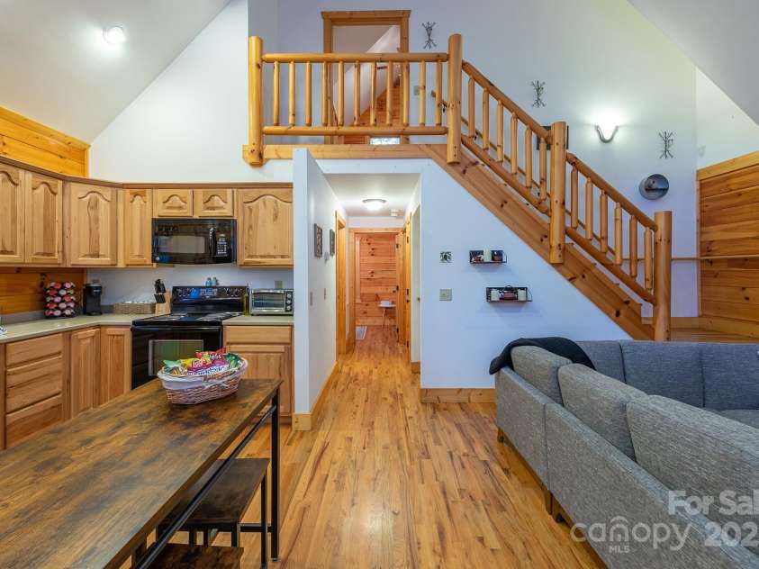 100 Candlemaker Trail, Maggie Valley, NC 28751.  MLS# CAR4249616, YatesRealty ID 12191. 