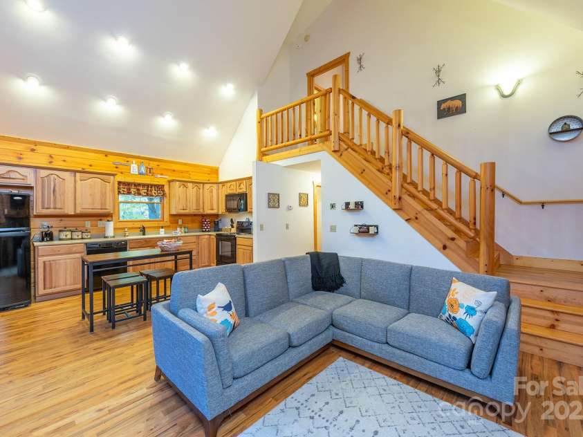 100 Candlemaker Trail, Maggie Valley, NC 28751.  MLS# CAR4249616, YatesRealty ID 12191. 