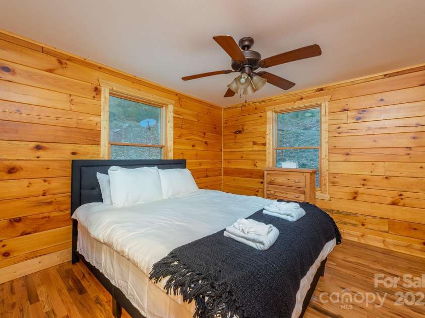 100 Candlemaker Trail, Maggie Valley, NC 28751.  MLS# CAR4249616, YatesRealty ID 12191. 