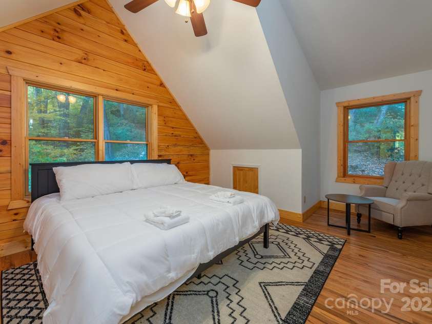 100 Candlemaker Trail, Maggie Valley, NC 28751.  MLS# CAR4249616, YatesRealty ID 12191. 