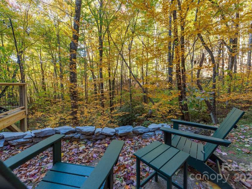 100 Candlemaker Trail, Maggie Valley, NC 28751.  MLS# CAR4249616, YatesRealty ID 12191. 