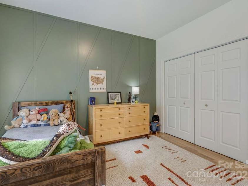 355 Night Lark Lane, Campobello, SC 29322.  MLS# CAR4264888, YatesRealty ID 12191. 