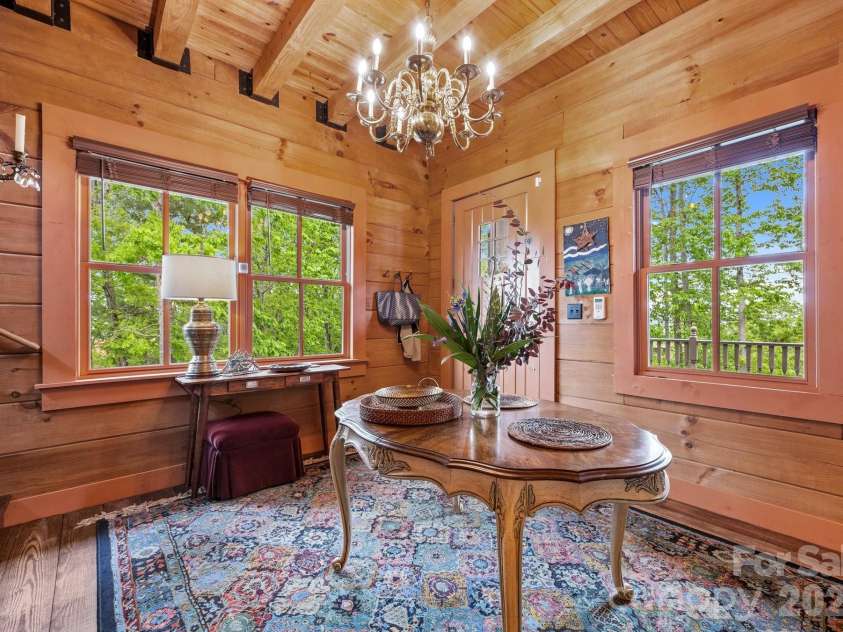 106 McCauley Drive, Asheville, NC 28803.  MLS# CAR4366972, YatesRealty ID 12192. Foyer
