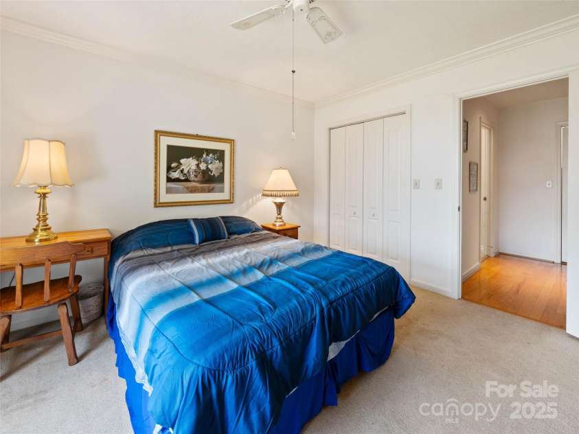 933 Kanuga Road, Hendersonville, NC 28739.  MLS# CAR4250849, YatesRealty ID 12192. 