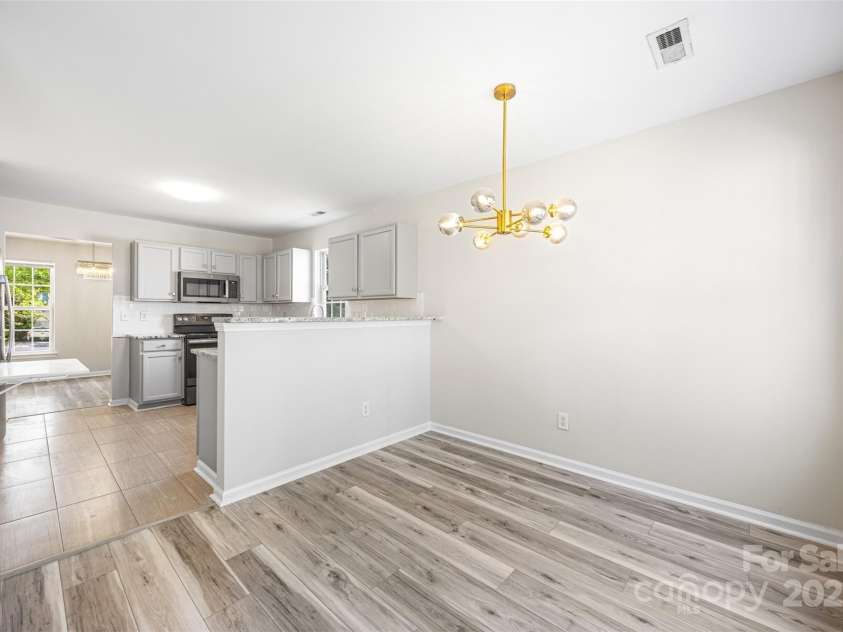 1471 Deer Forest Drive, Indian Land, SC 29707.  MLS# CAR4250706, YatesRealty ID 12193. Breakfast area