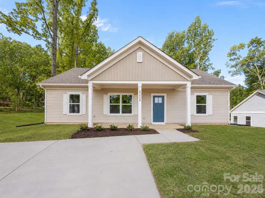 820 Bethlehem Road, Kings Mountain, NC 28086.  MLS# CAR4405664, YatesRealty ID 12193. 
