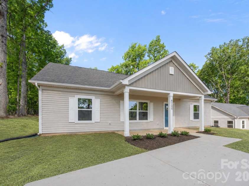 820 Bethlehem Road, Kings Mountain, NC 28086.  MLS# CAR4405664, YatesRealty ID 12193. 