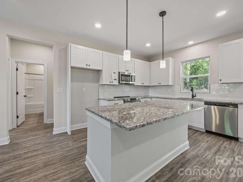 820 Bethlehem Road, Kings Mountain, NC 28086.  MLS# CAR4405664, YatesRealty ID 12193. 
